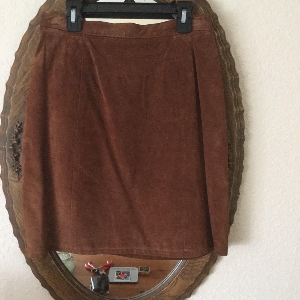 SUEDE KNEE LENGTH SKIRT